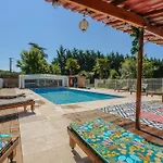 Du Parc Hébergement de vacances Genouille (Charente-Maritime)