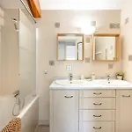 Du Parc Hébergement de vacances Genouille (Charente-Maritime)