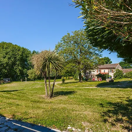 Du Parc Tatil Evi Genouille (Charente-Maritime)