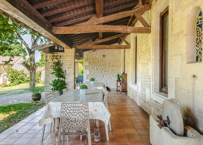 Du Parc Сasa de vacaciones Genouille (Charente-Maritime)